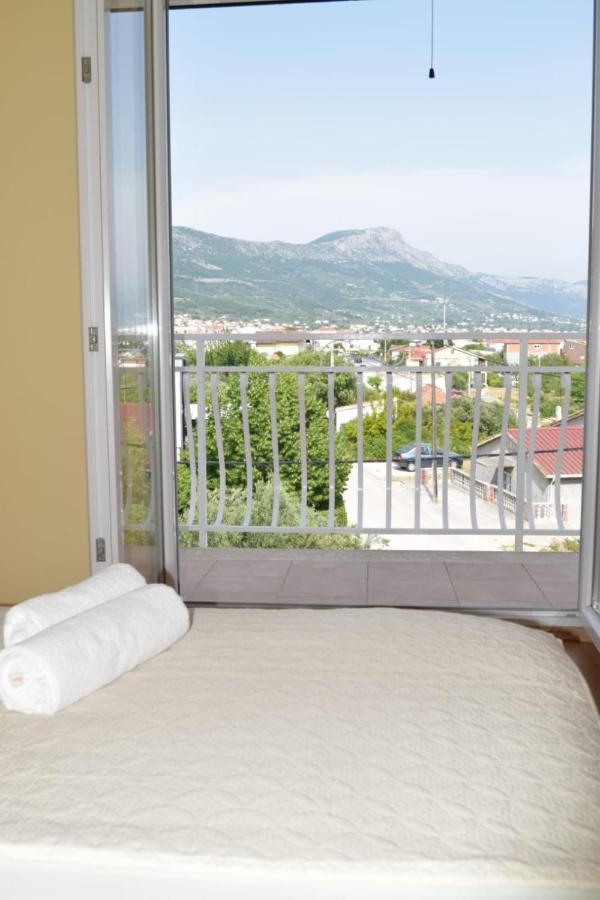 Apartments Marta Kaštel Novi Exterior foto